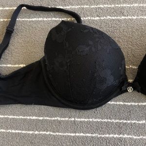 Black Lacy Victoria’s Secret Bra